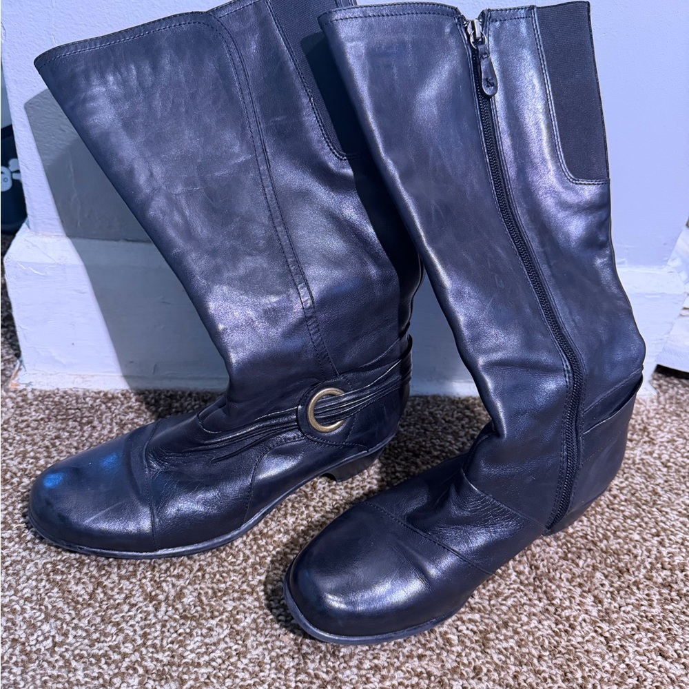Clarks Wish Excite Black Leather Knee-Tength Boots for Women, Size 8M - Picture 2 of 7